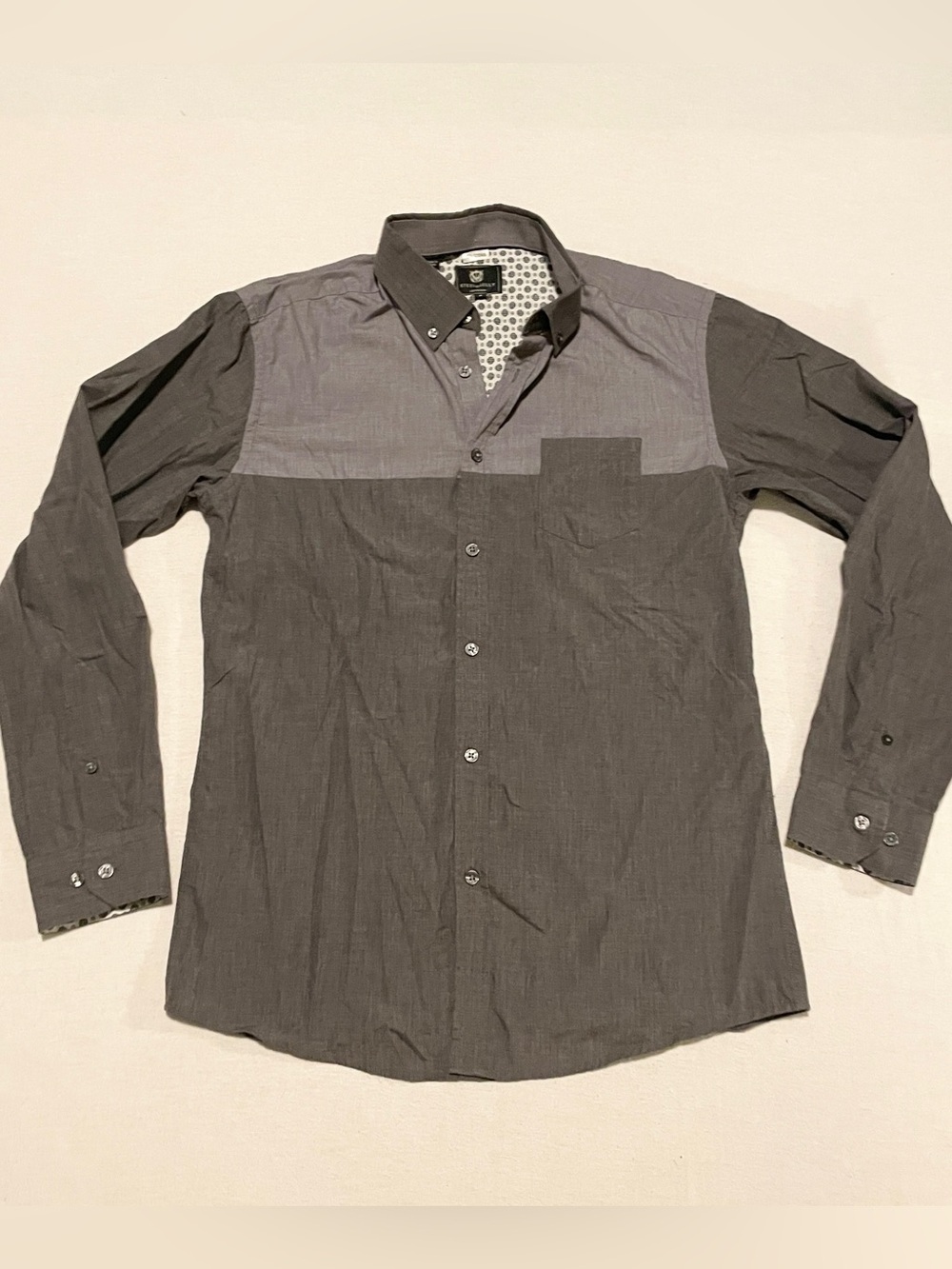 Steel & Jelly London Gray Colorblock Button Down Shirt Men’s Size M